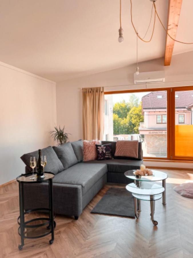 Apartman Niklan Rožnov pod Radhoštěm Extérieur photo